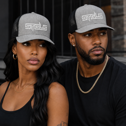 STRHUGOALS “STGLS Active” Trucker Cap